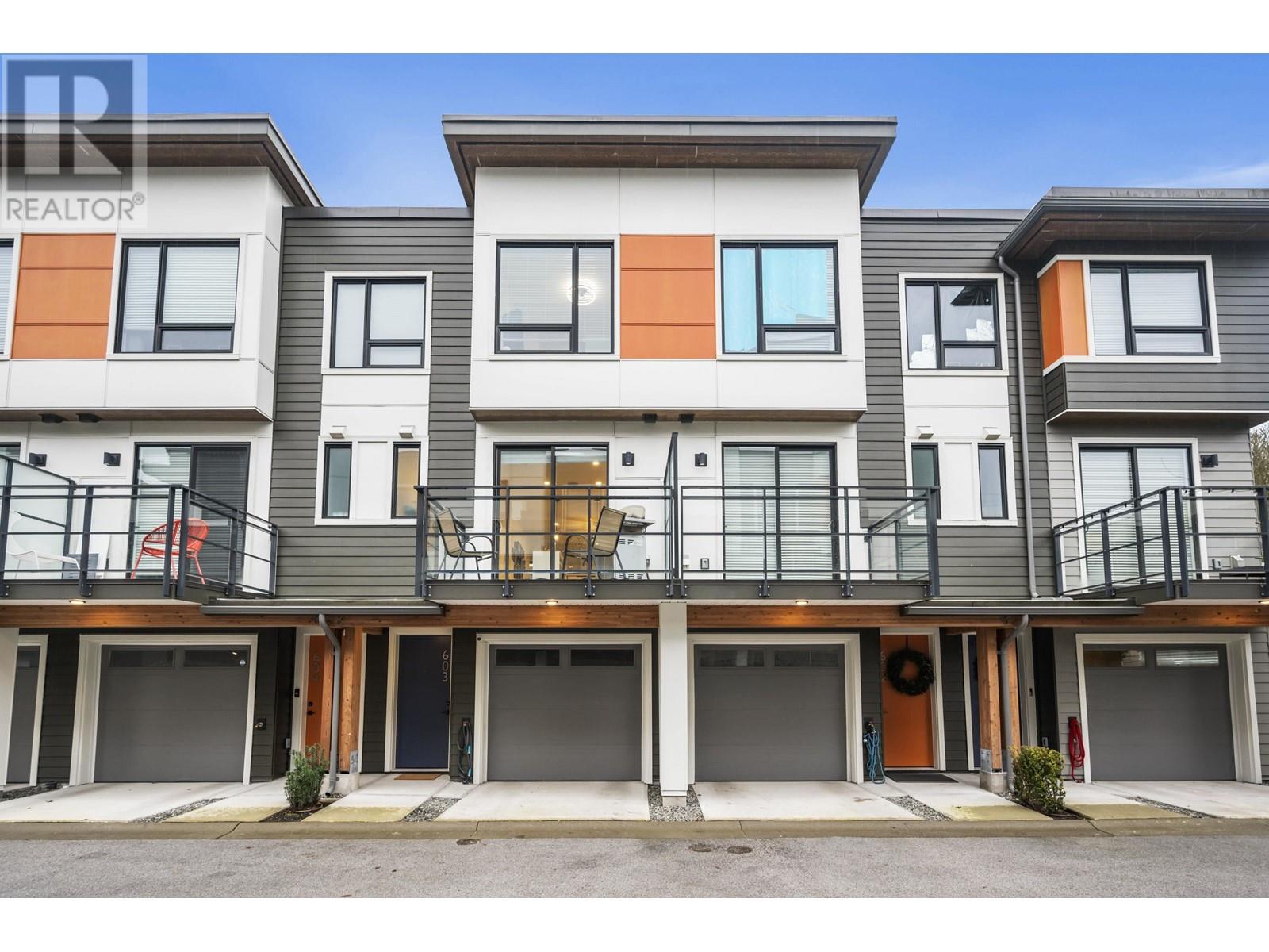 603 3021 St George Street, Port Moody, British Columbia V3H 0K3 - Photo 2 - R2953120