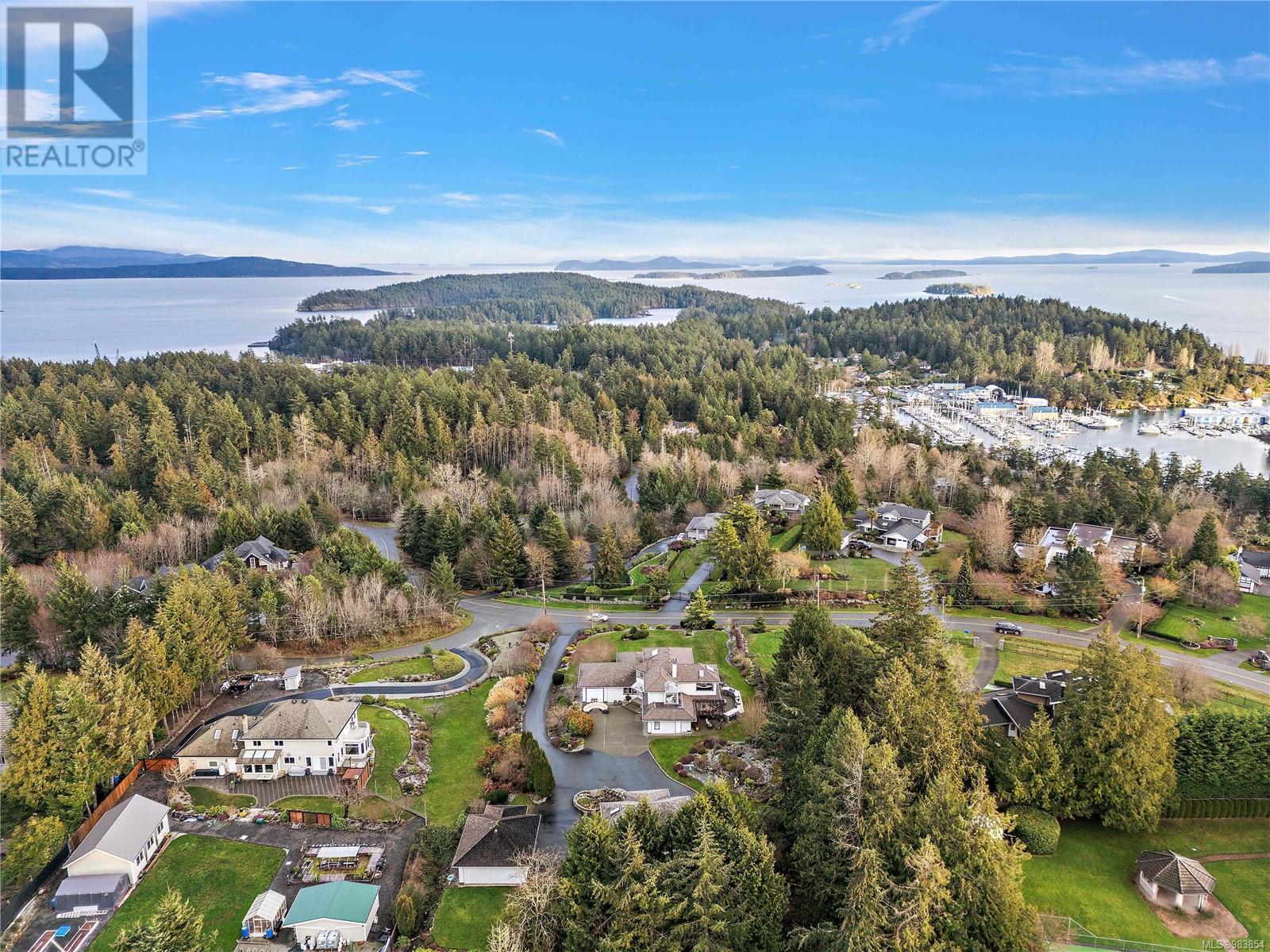 Property at 11096 Greenpark Dr image 2