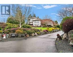 11096 Greenpark Dr, north saanich, British Columbia