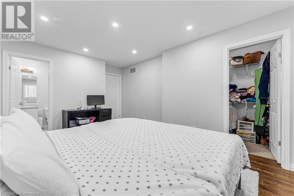 369 Thomas Slee Drive, Kitchener, Ontario  N2P 2X5 - Photo 17 - 40688464