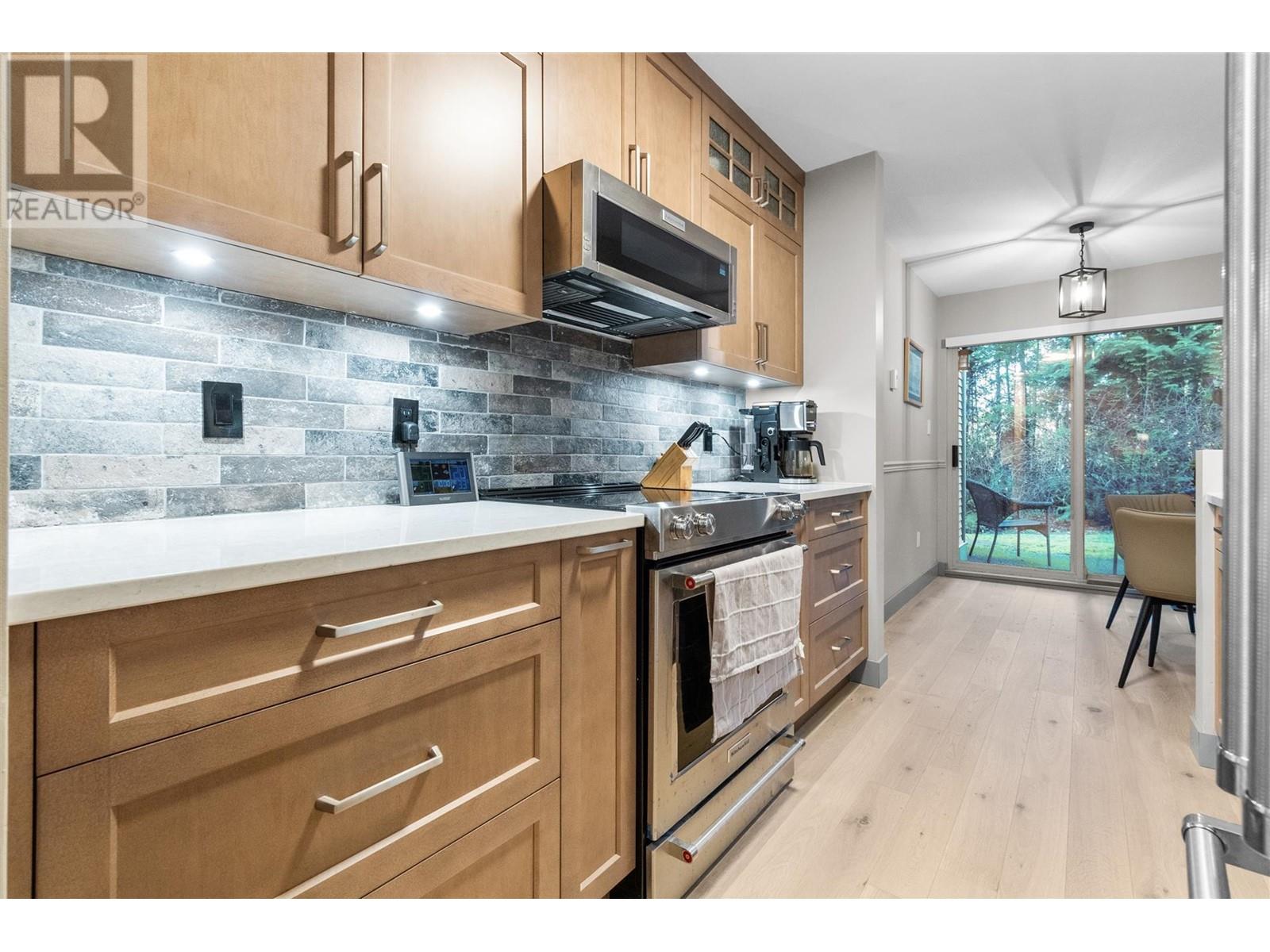 3 65 Foxwood Drive, Port Moody, British Columbia V3H 4Z5 - Photo 3 - R2953394