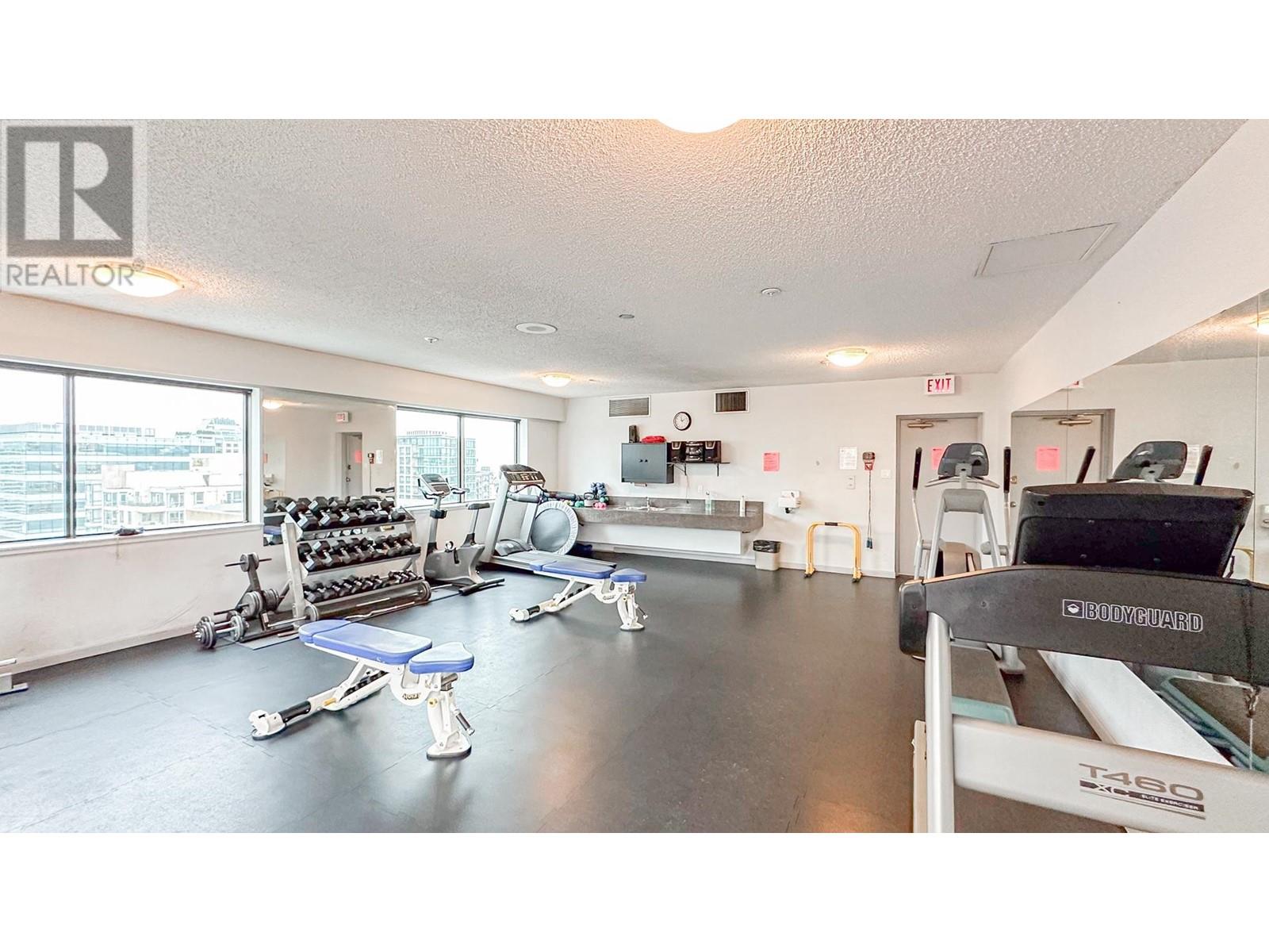 Listing Picture 19 of 24 : PH4 1177 HORNBY STREET, Vancouver / 溫哥華 - 魯藝地產 Yvonne Lu Group - MLS Medallion Club Member