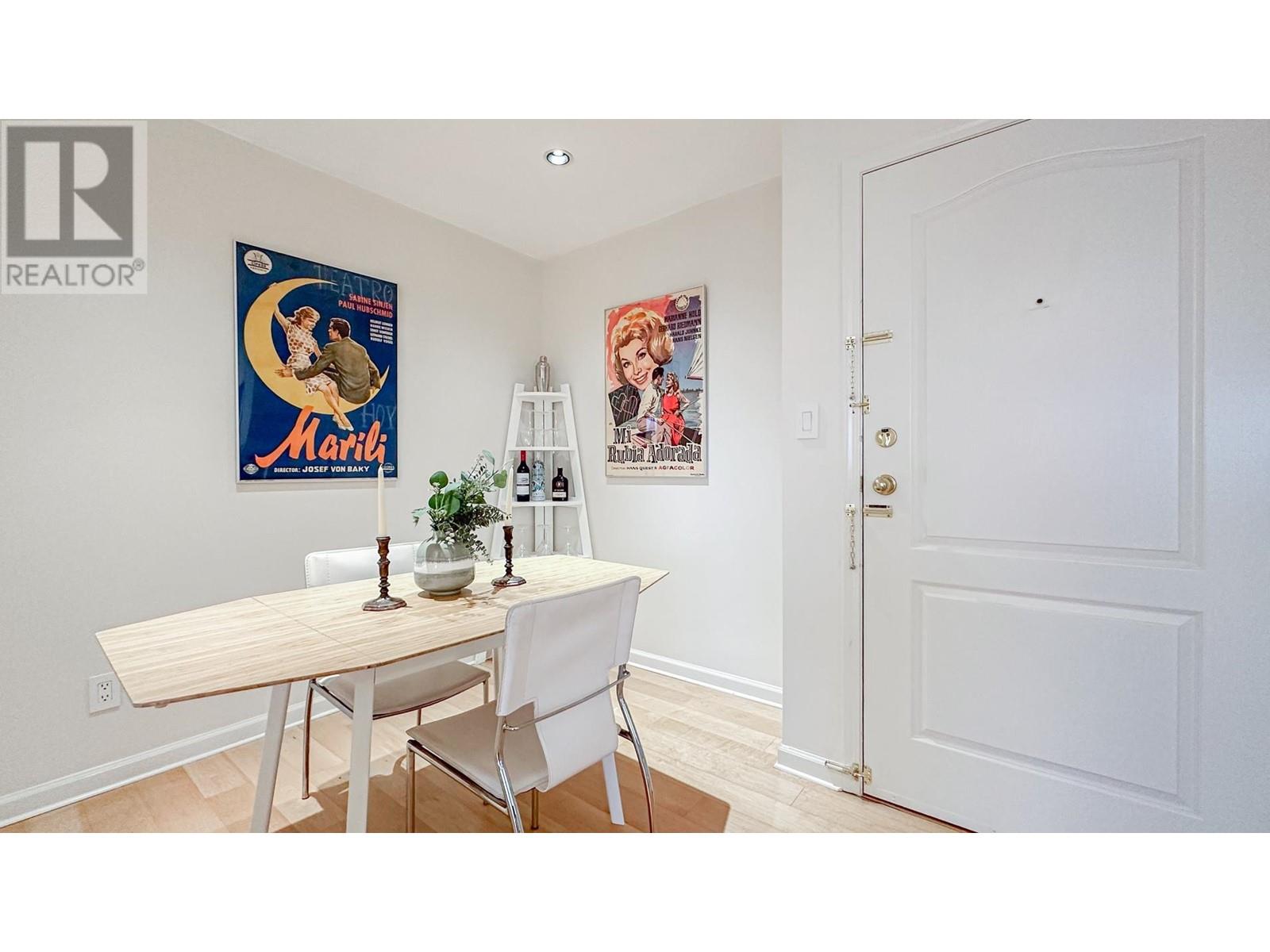 Listing Picture 6 of 24 : PH4 1177 HORNBY STREET, Vancouver / 溫哥華 - 魯藝地產 Yvonne Lu Group - MLS Medallion Club Member