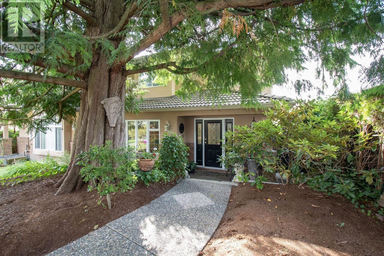 6890 Cedar Rose Court, Burnaby, British Columbia V5J 5J7 - Photo 1 - R2953414