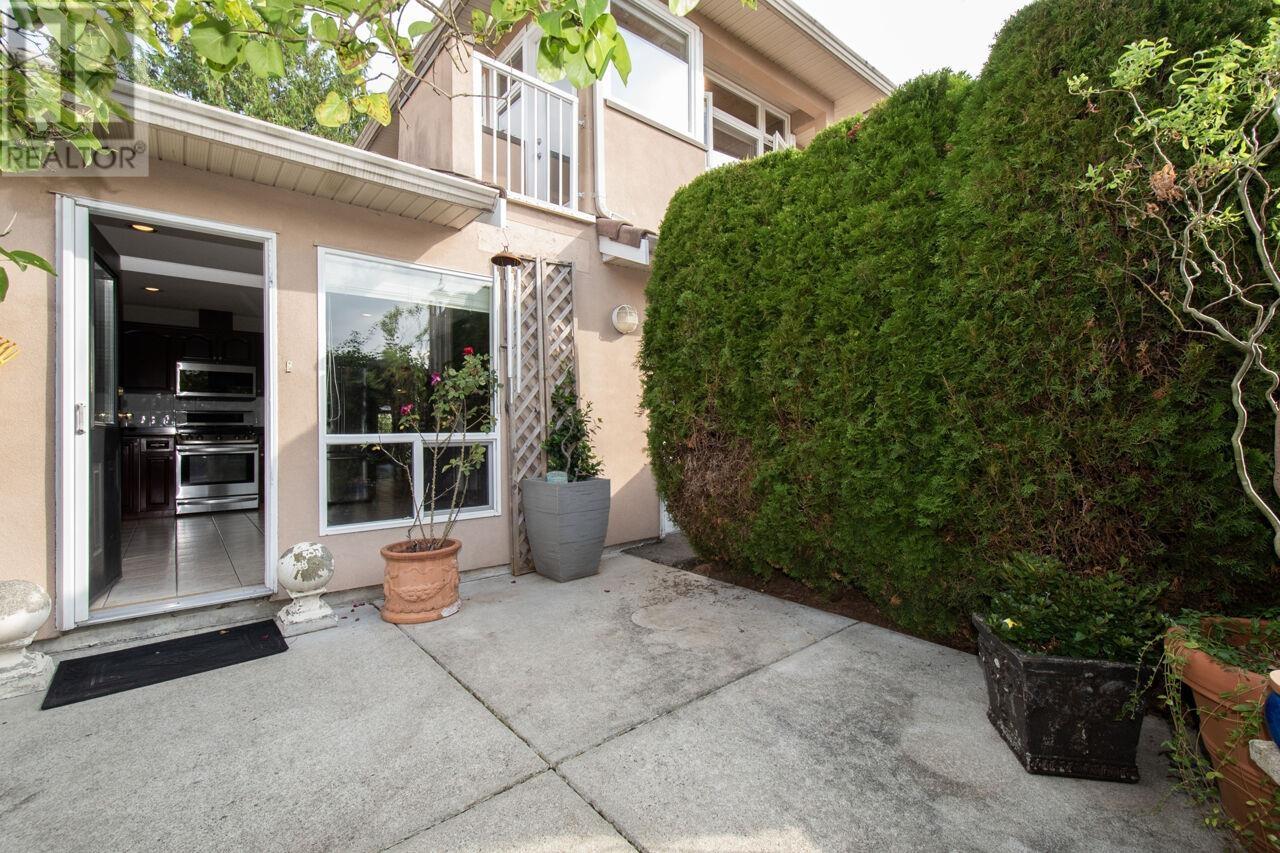 6890 Cedar Rose Court, Burnaby, British Columbia V5J 5J7 - Photo 16 - R2953414