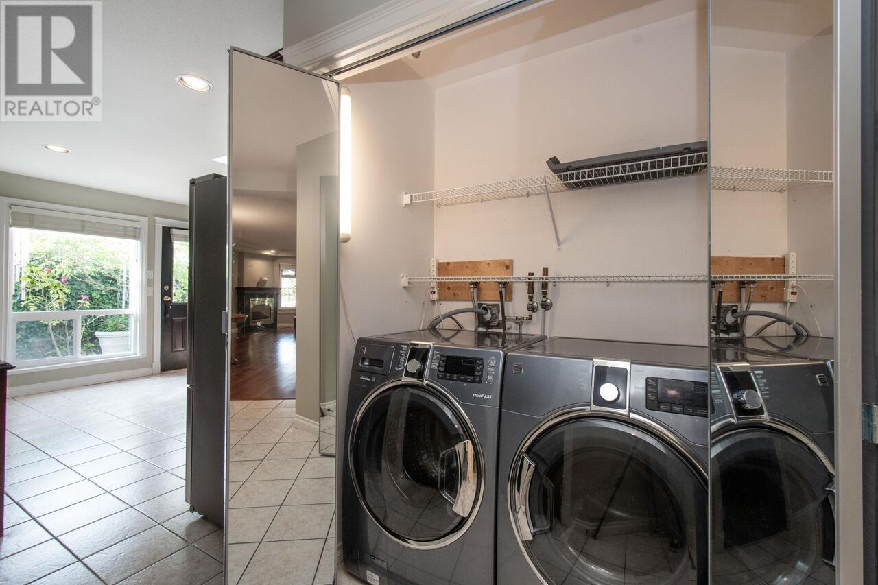 6890 Cedar Rose Court, Burnaby, British Columbia V5J 5J7 - Photo 31 - R2953414