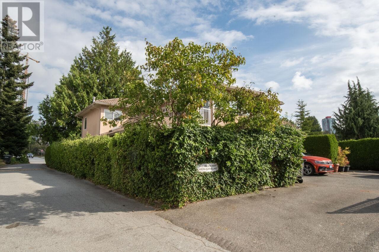 6890 Cedar Rose Court, Burnaby, British Columbia V5J 5J7 - Photo 33 - R2953414