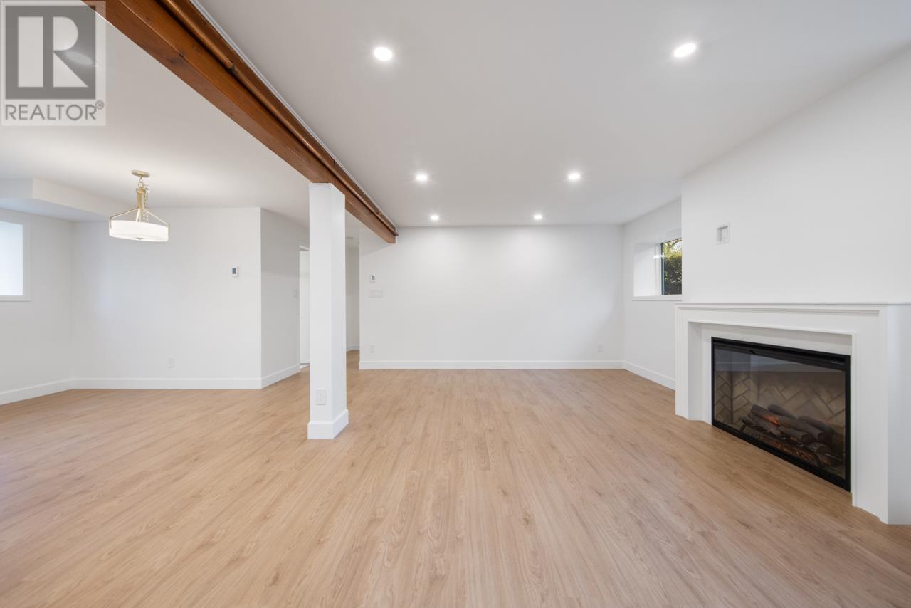 Listing Picture 21 of 33 : 2991 YUKON STREET, Vancouver / 溫哥華 - 魯藝地產 Yvonne Lu Group - MLS Medallion Club Member