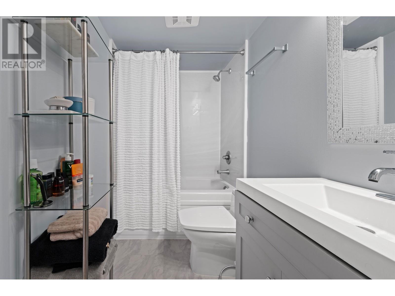 Listing Picture 18 of 34 : 410 909 MAINLAND STREET, Vancouver / 溫哥華 - 魯藝地產 Yvonne Lu Group - MLS Medallion Club Member