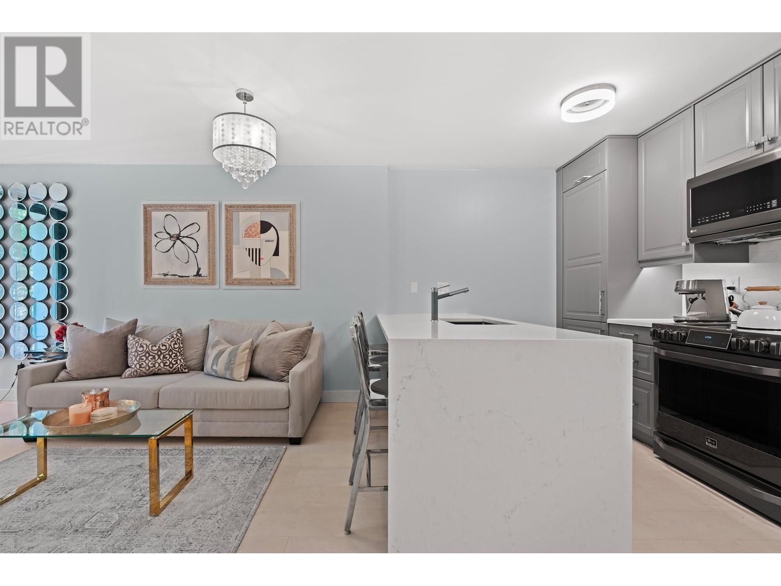 Listing Picture 7 of 34 : 410 909 MAINLAND STREET, Vancouver / 溫哥華 - 魯藝地產 Yvonne Lu Group - MLS Medallion Club Member