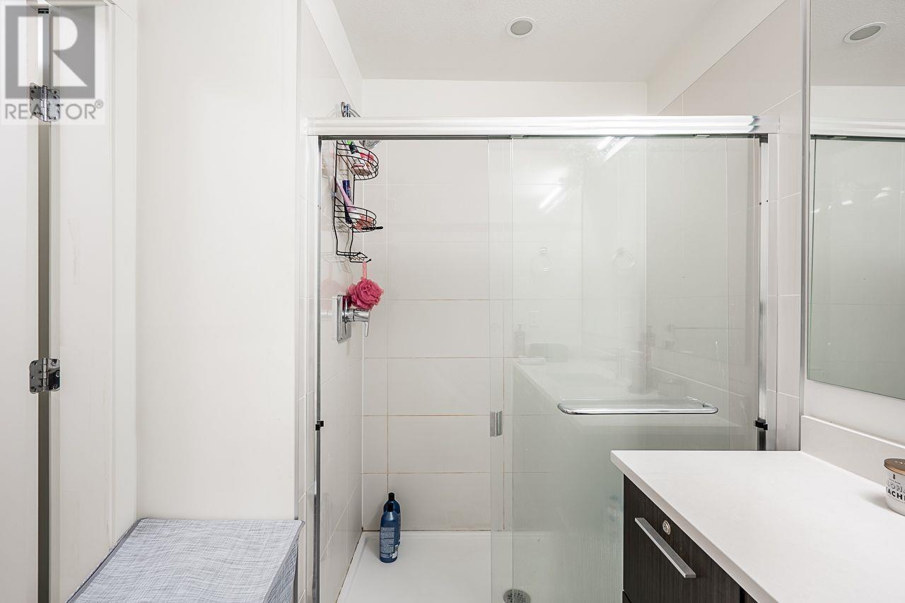 Listing Picture 18 of 27 : 216 6033 GRAY AVENUE, Vancouver / 溫哥華 - 魯藝地產 Yvonne Lu Group - MLS Medallion Club Member