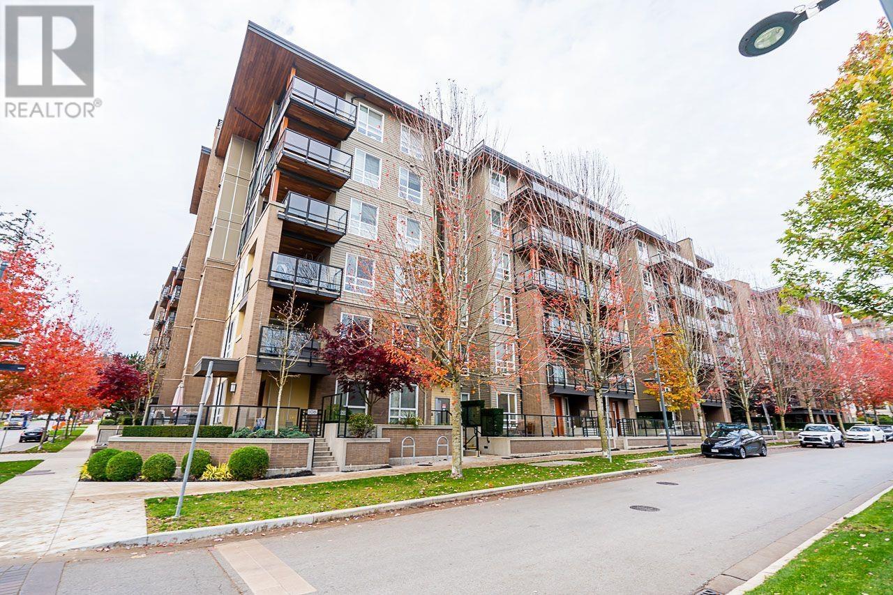 Listing Picture 3 of 27 : 216 6033 GRAY AVENUE, Vancouver / 溫哥華 - 魯藝地產 Yvonne Lu Group - MLS Medallion Club Member