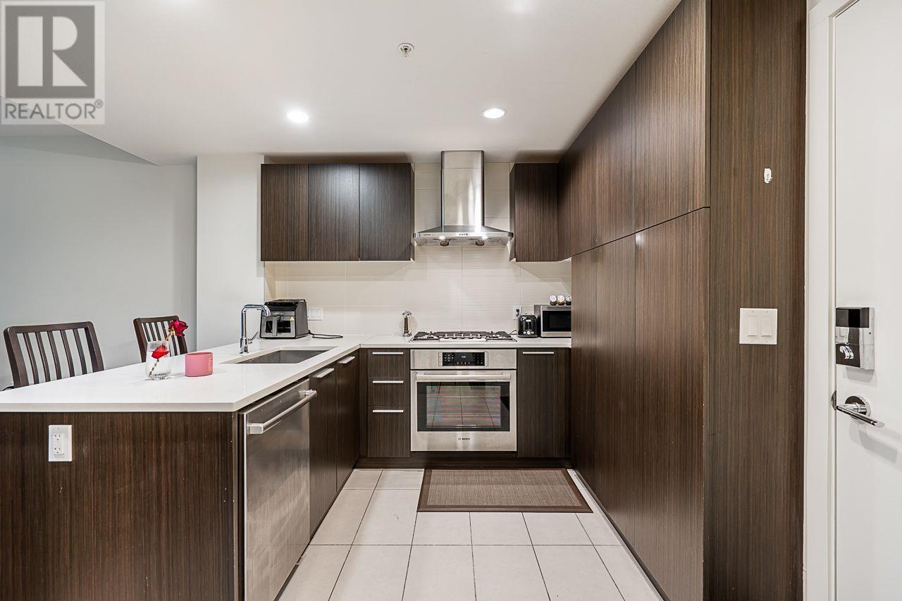 Listing Picture 6 of 27 : 216 6033 GRAY AVENUE, Vancouver / 溫哥華 - 魯藝地產 Yvonne Lu Group - MLS Medallion Club Member