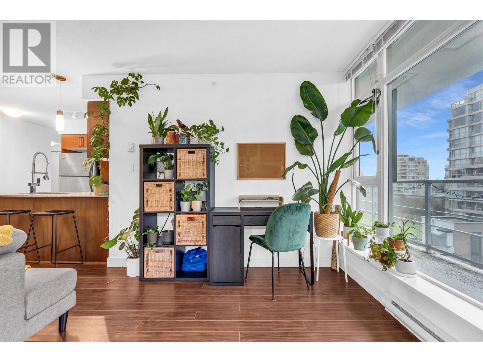 Listing Picture 12 of 26 : 905 8068 WESTMINSTER HIGHWAY, Richmond / 烈治文 - 魯藝地產 Yvonne Lu Group - MLS Medallion Club Member