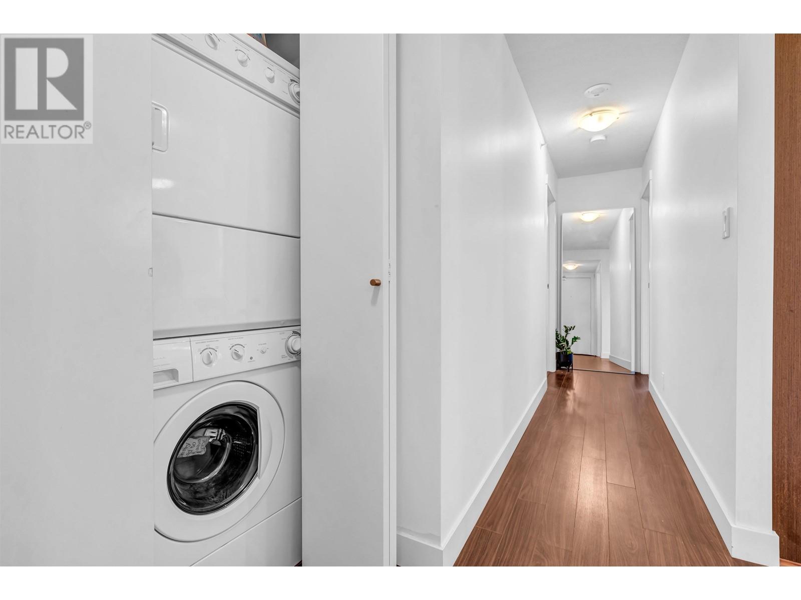 Listing Picture 14 of 26 : 905 8068 WESTMINSTER HIGHWAY, Richmond / 烈治文 - 魯藝地產 Yvonne Lu Group - MLS Medallion Club Member