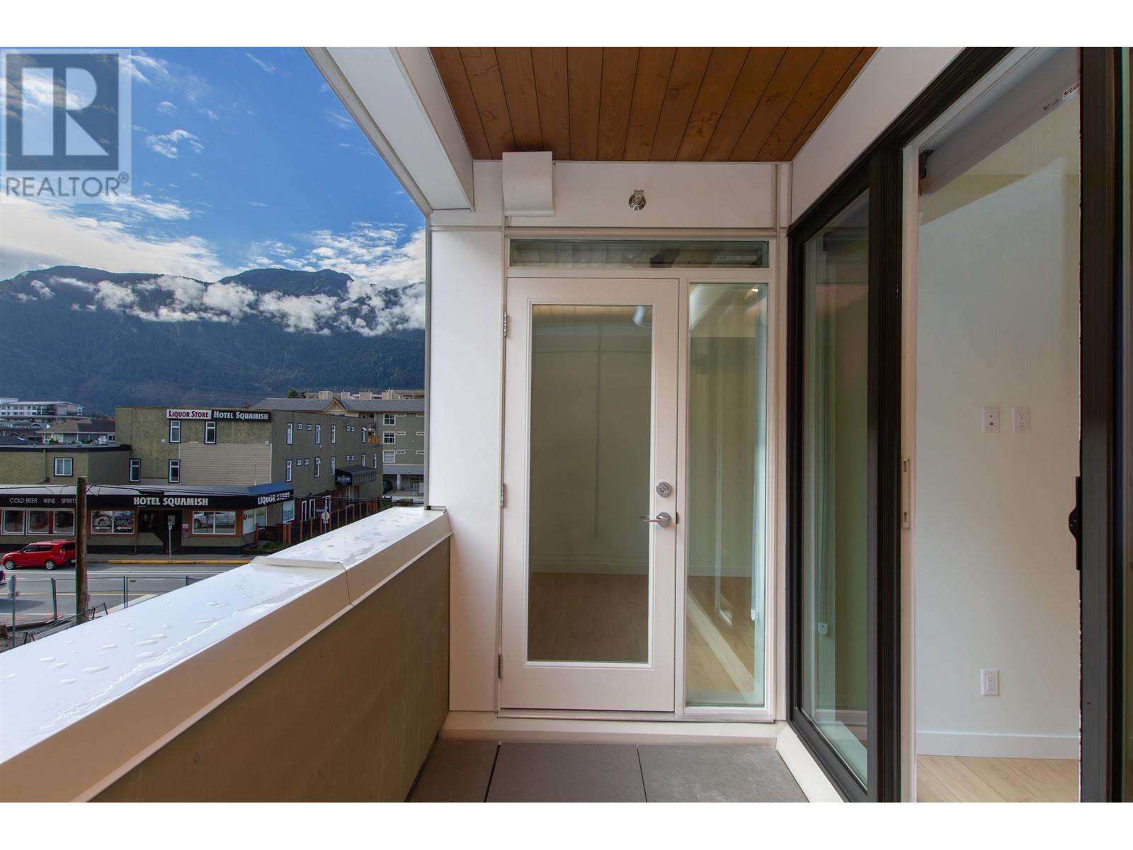 301 1365 Victoria Street, Squamish, British Columbia  V0N 3G0 - Photo 8 - R2953515