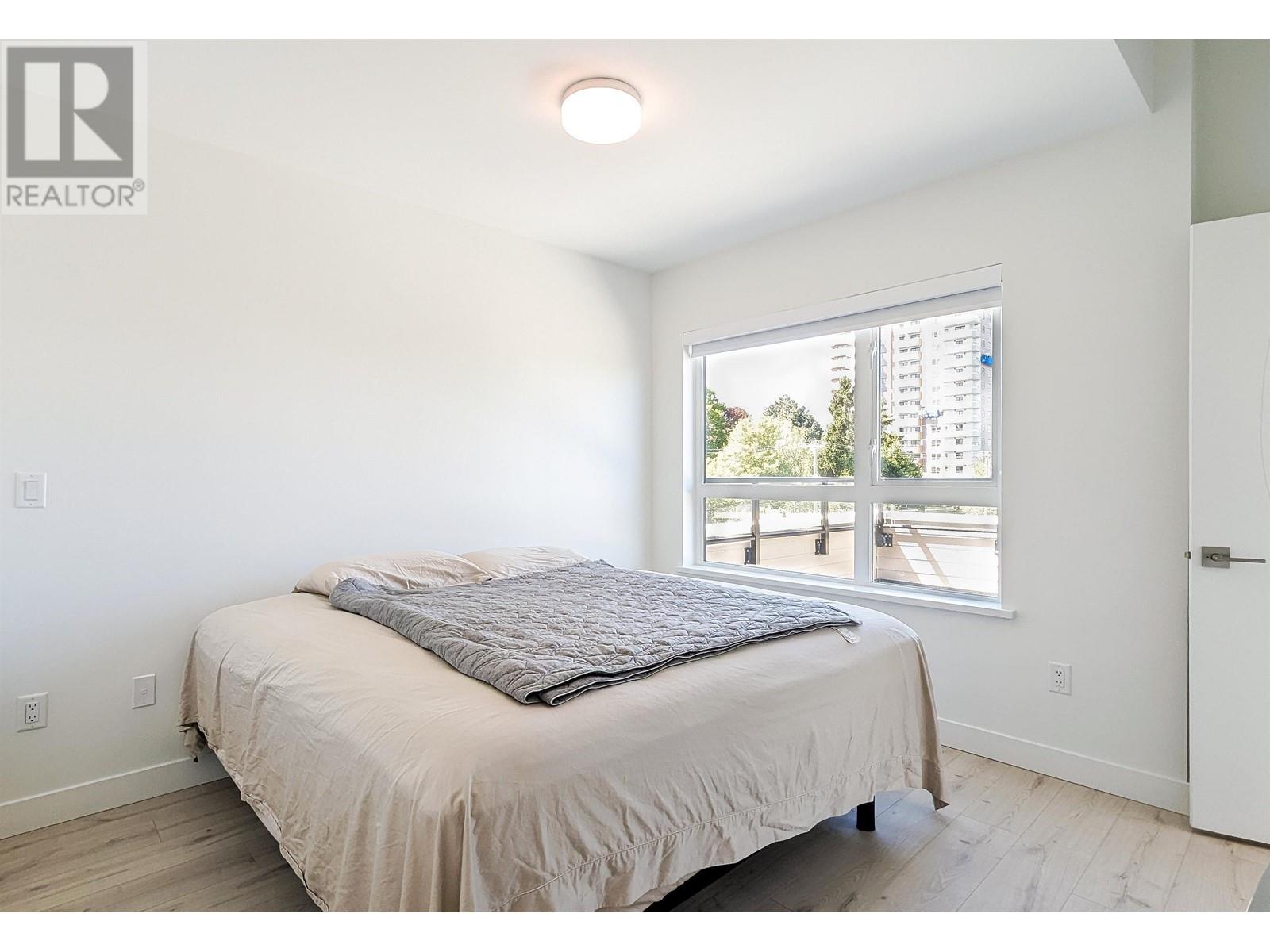 Listing Picture 12 of 21 : 1 8428 PARK ROAD, Richmond / 烈治文 - 魯藝地產 Yvonne Lu Group - MLS Medallion Club Member