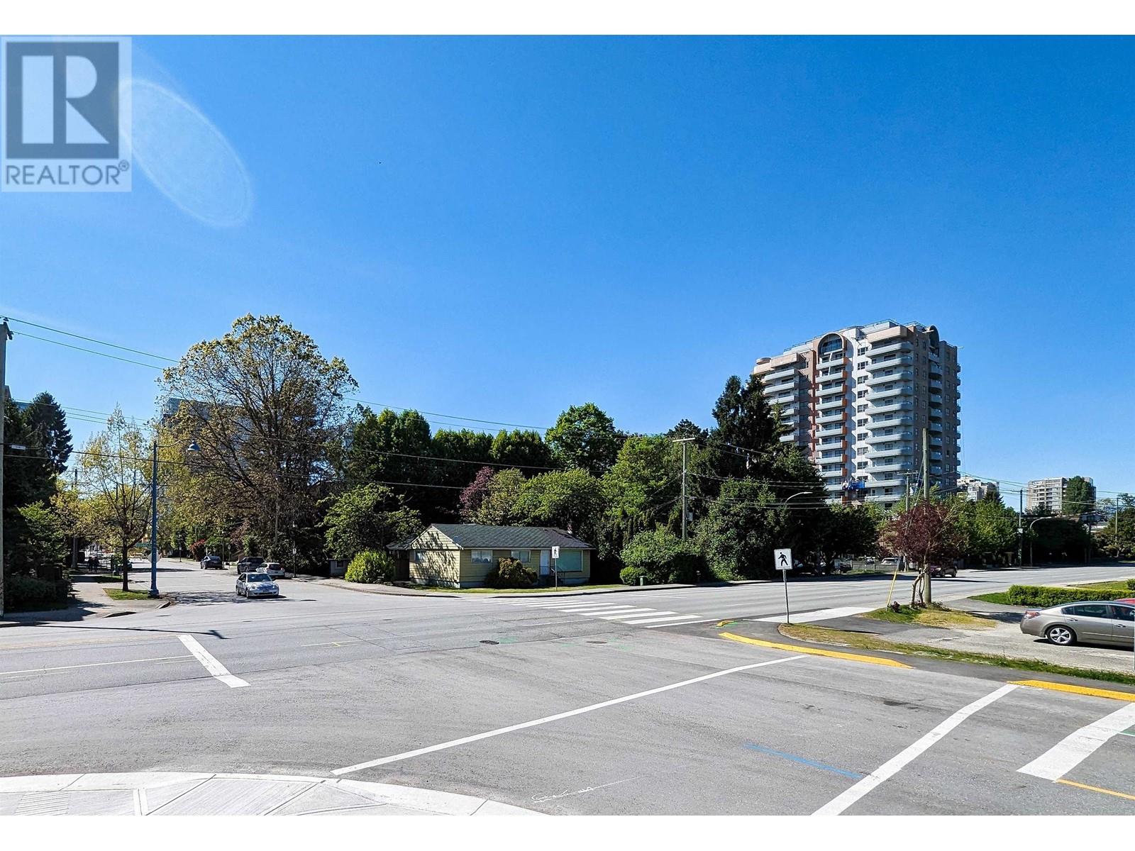 Listing Picture 19 of 21 : 1 8428 PARK ROAD, Richmond / 烈治文 - 魯藝地產 Yvonne Lu Group - MLS Medallion Club Member