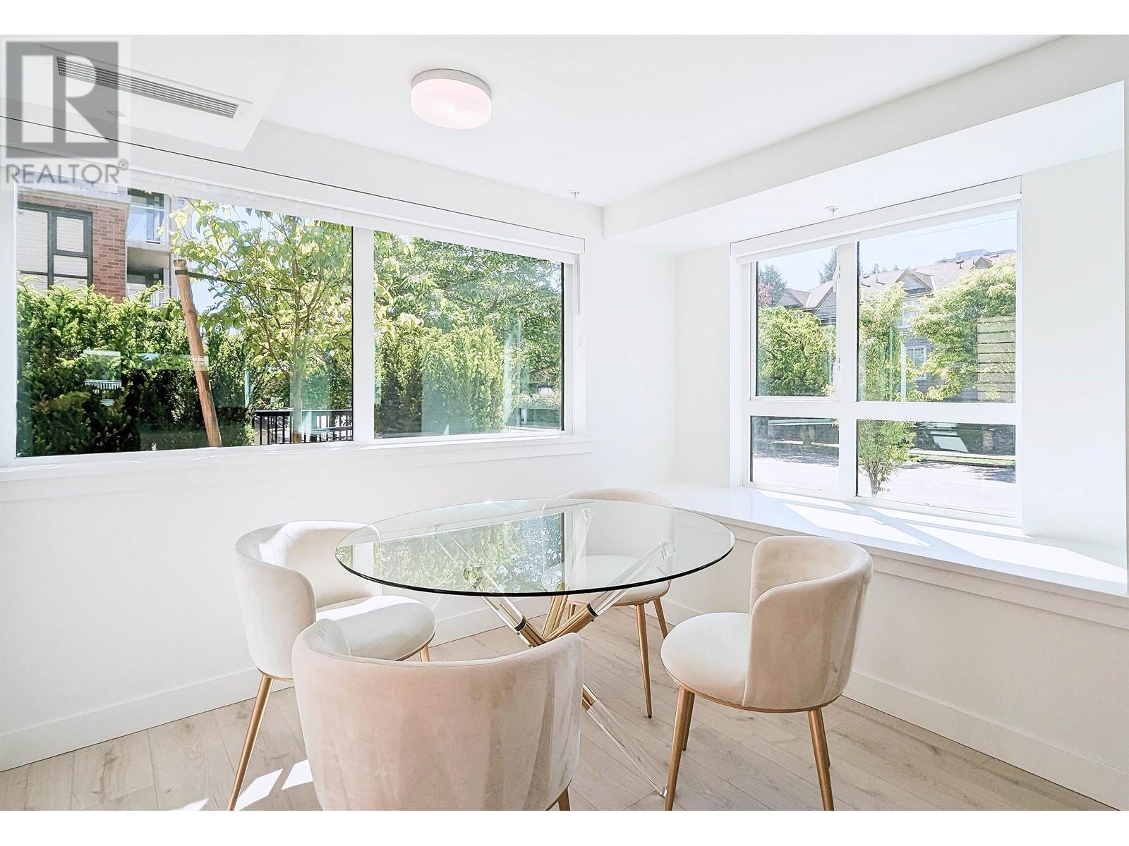 Listing Picture 5 of 21 : 1 8428 PARK ROAD, Richmond / 烈治文 - 魯藝地產 Yvonne Lu Group - MLS Medallion Club Member