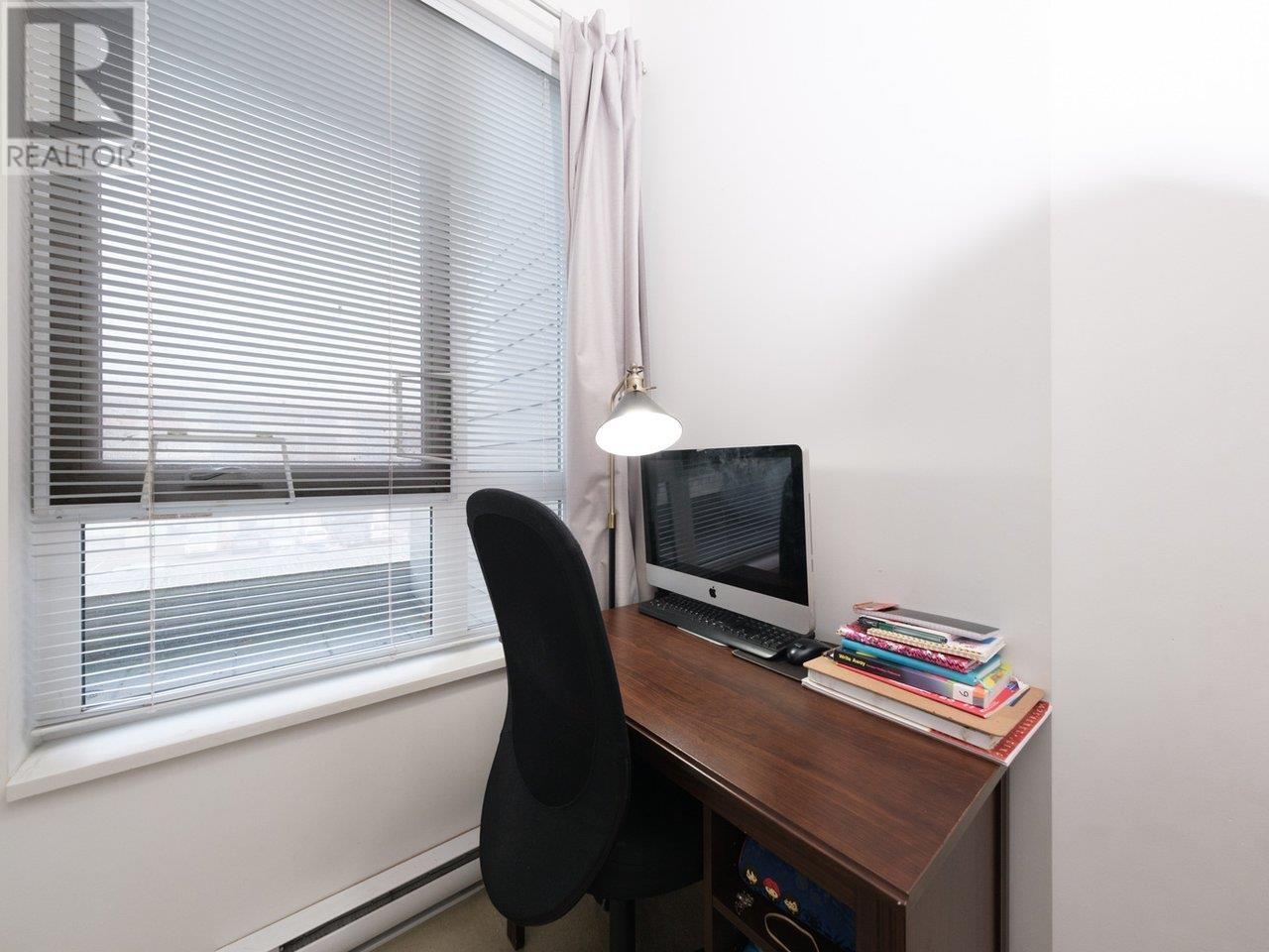 Listing Picture 14 of 22 : 205 10880 NO. 5 ROAD, Richmond / 烈治文 - 魯藝地產 Yvonne Lu Group - MLS Medallion Club Member