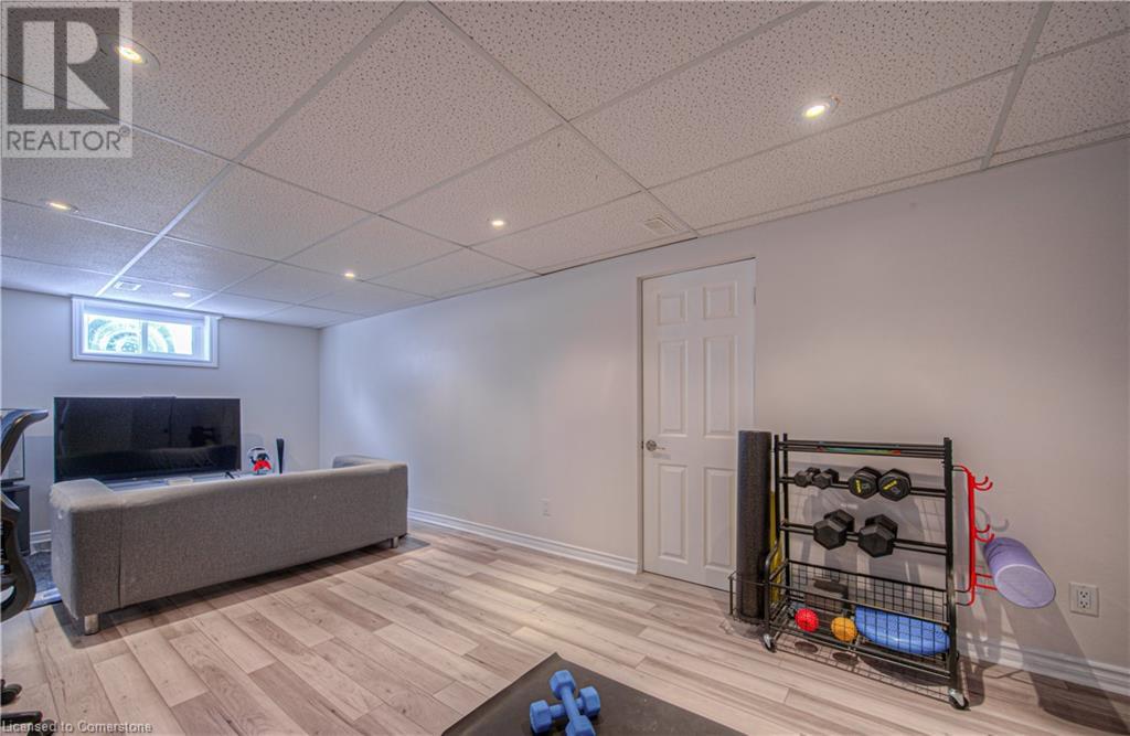 24 Bennett Avenue, Guelph, Ontario  N1E 2C4 - Photo 25 - 40687770