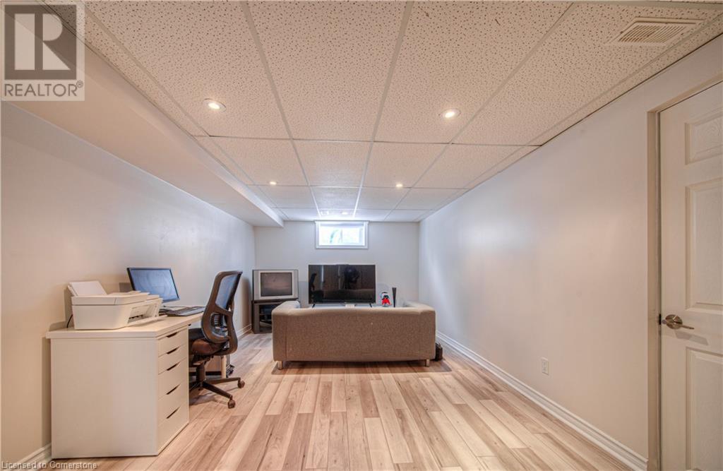 24 Bennett Avenue, Guelph, Ontario  N1E 2C4 - Photo 26 - 40687770