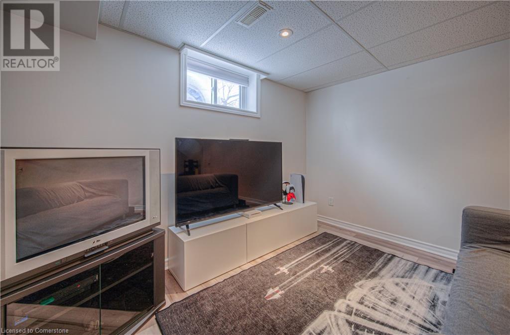 24 Bennett Avenue, Guelph, Ontario  N1E 2C4 - Photo 30 - 40687770