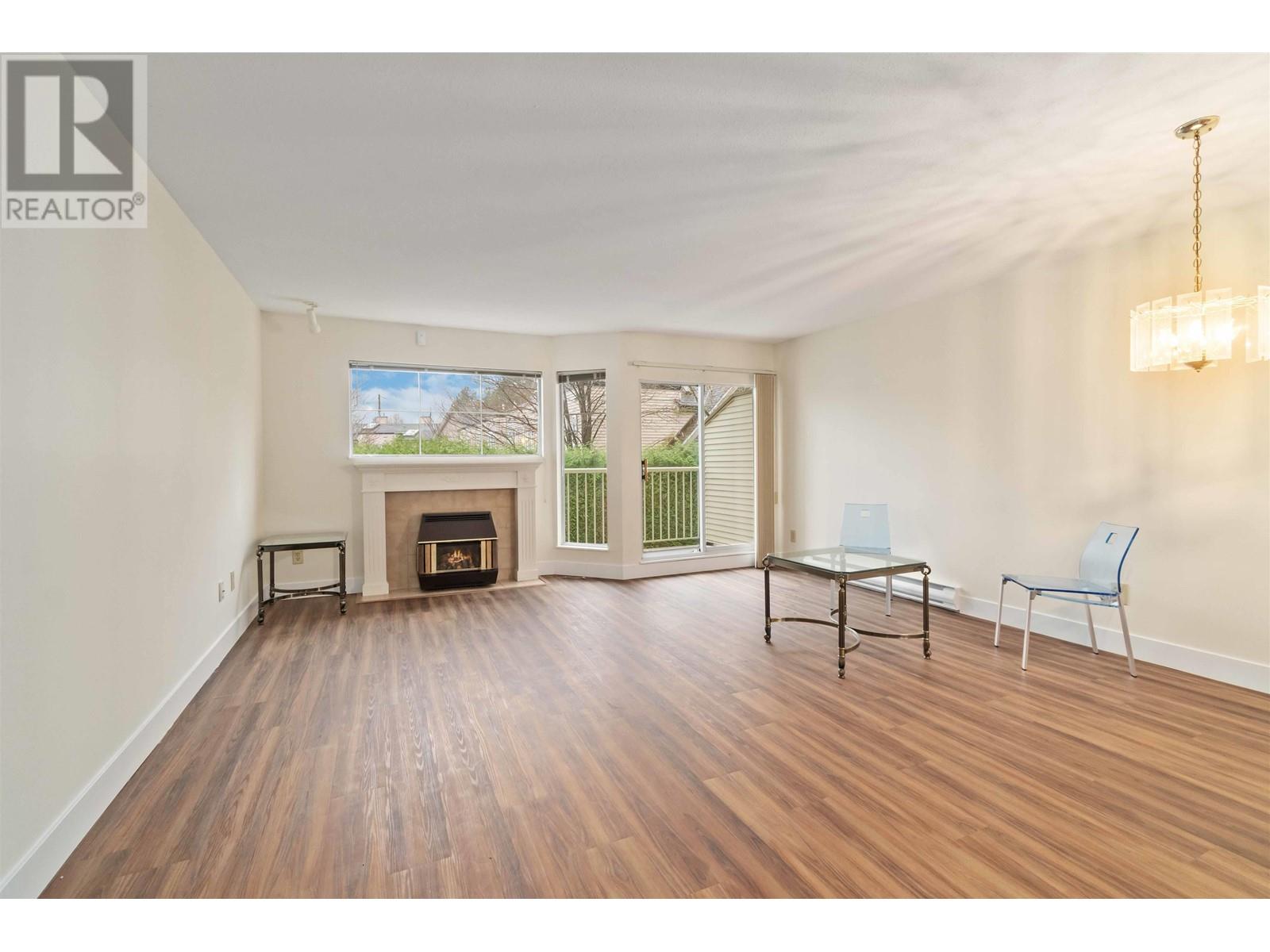 4 1318 Brunette Avenue, Coquitlam, British Columbia  V3K 6R1 - Photo 3 - R2953445