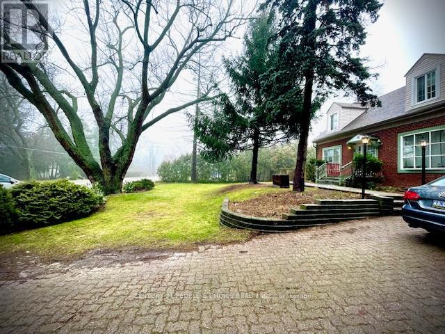 Property at 16 BELLEHAVEN CRESCENT image 3