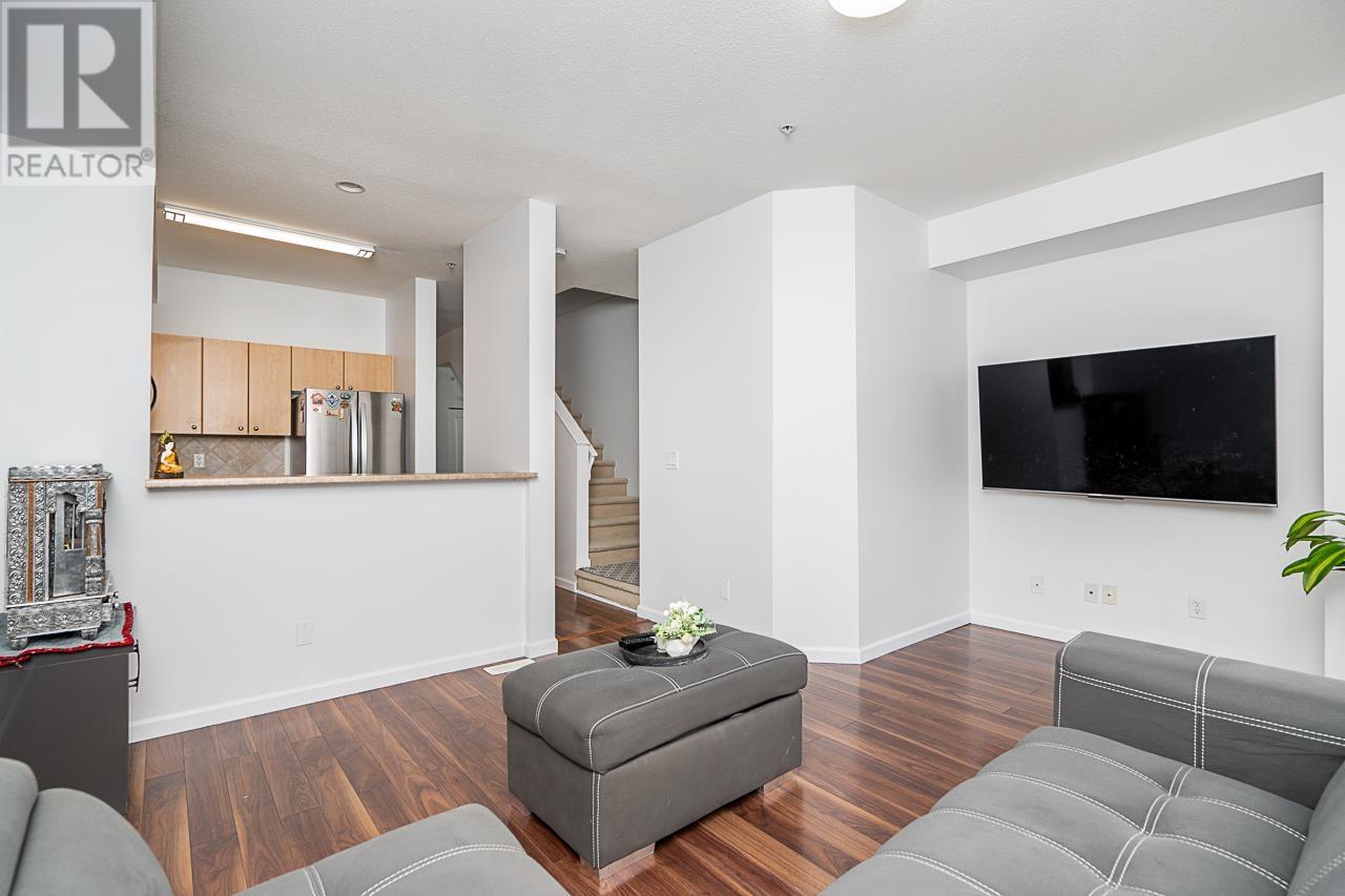 62 1010 Ewen Avenue, New Westminster, British Columbia V3M 5C9 - Photo 12 - R2953175