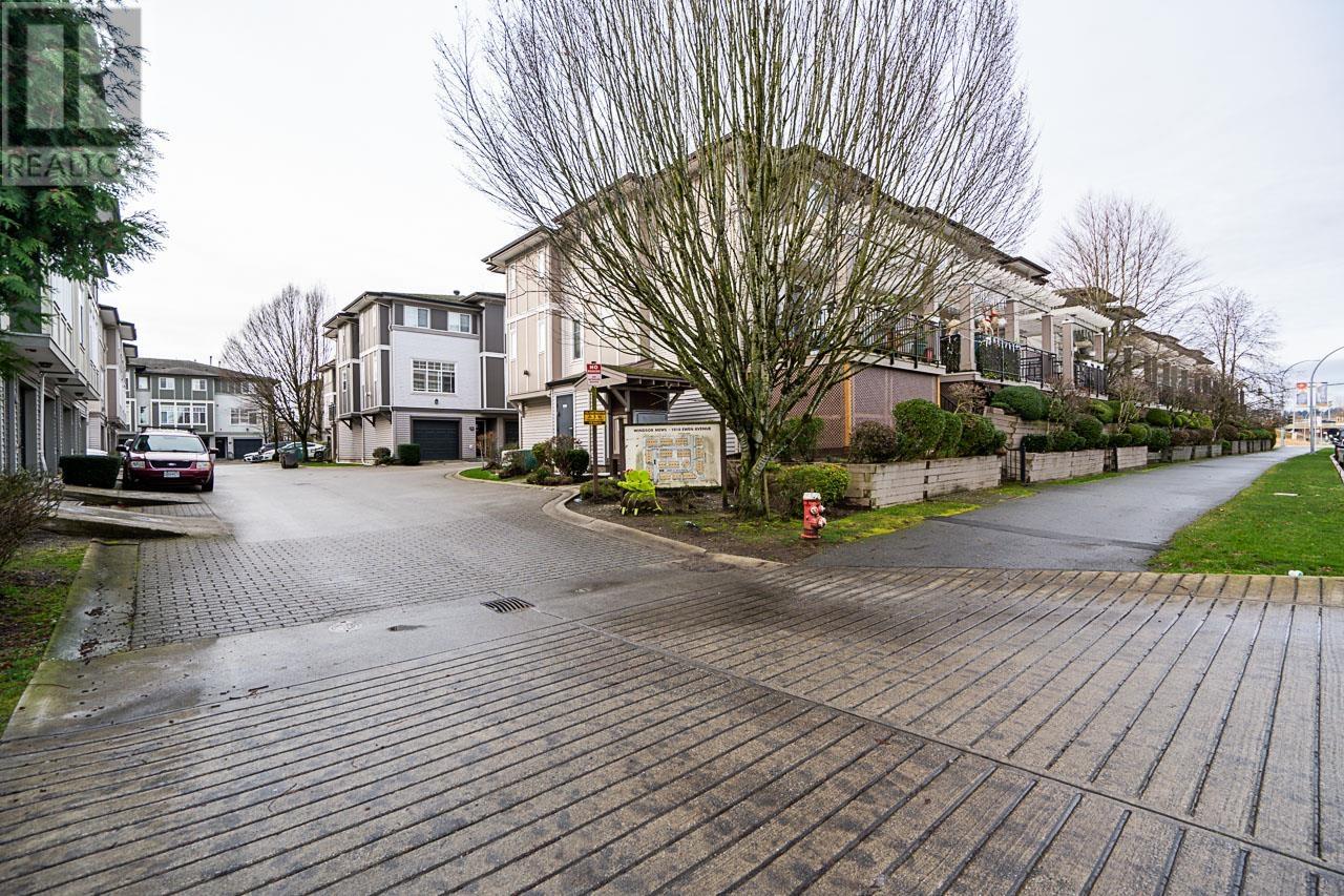 62 1010 Ewen Avenue, New Westminster, British Columbia V3M 5C9 - Photo 30 - R2953175