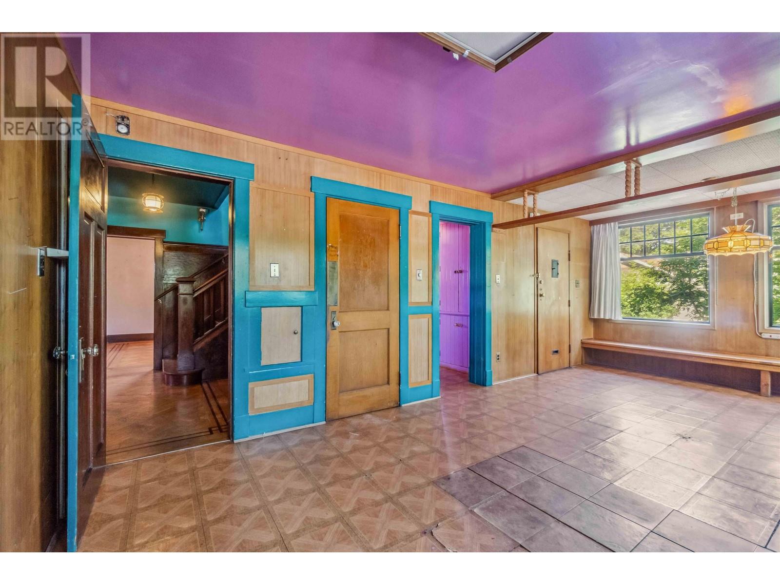 Listing Picture 21 of 40 : 2011 W 48TH AVENUE, Vancouver / 溫哥華 - 魯藝地產 Yvonne Lu Group - MLS Medallion Club Member