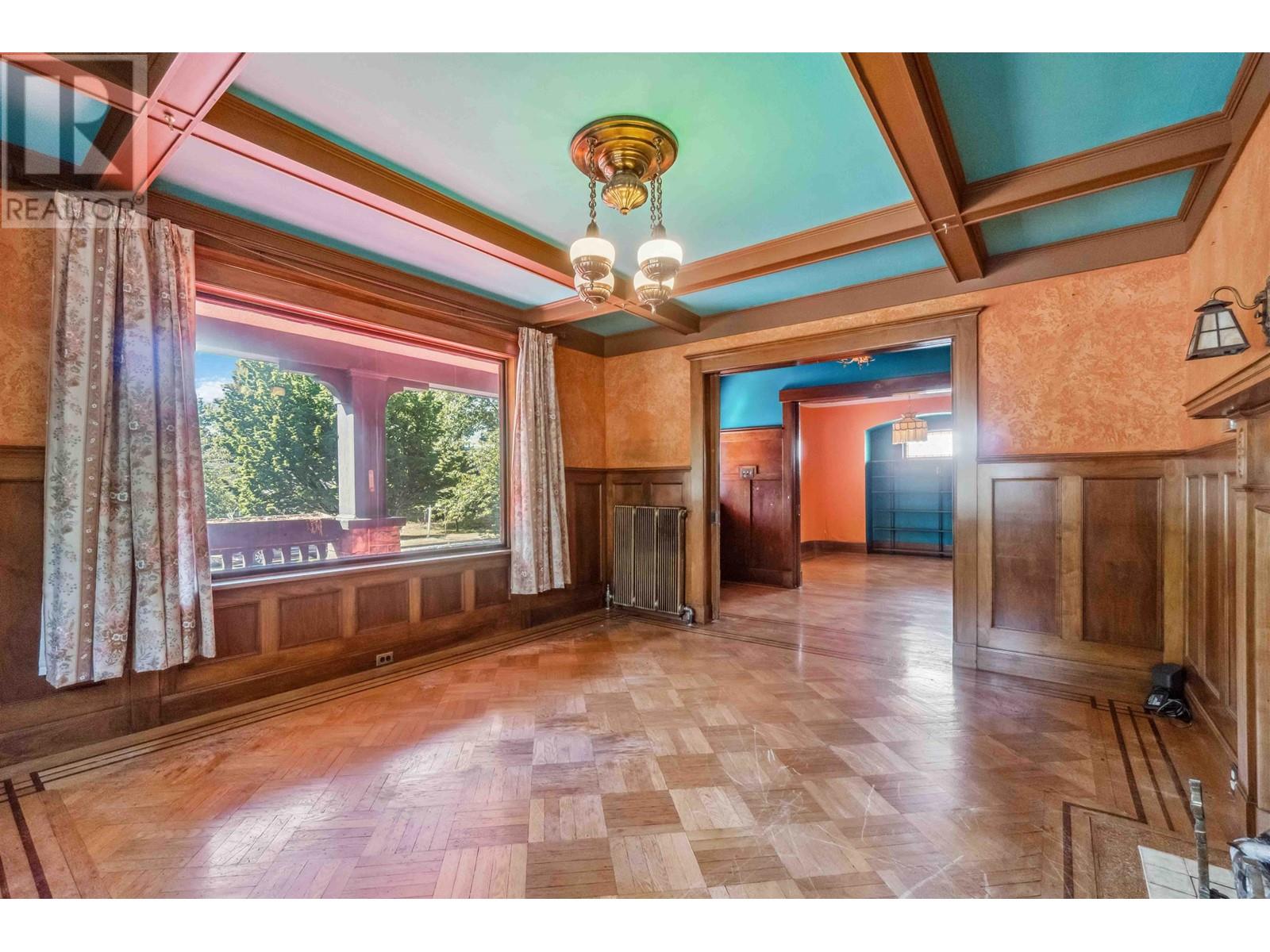 Listing Picture 9 of 40 : 2011 W 48TH AVENUE, Vancouver / 溫哥華 - 魯藝地產 Yvonne Lu Group - MLS Medallion Club Member