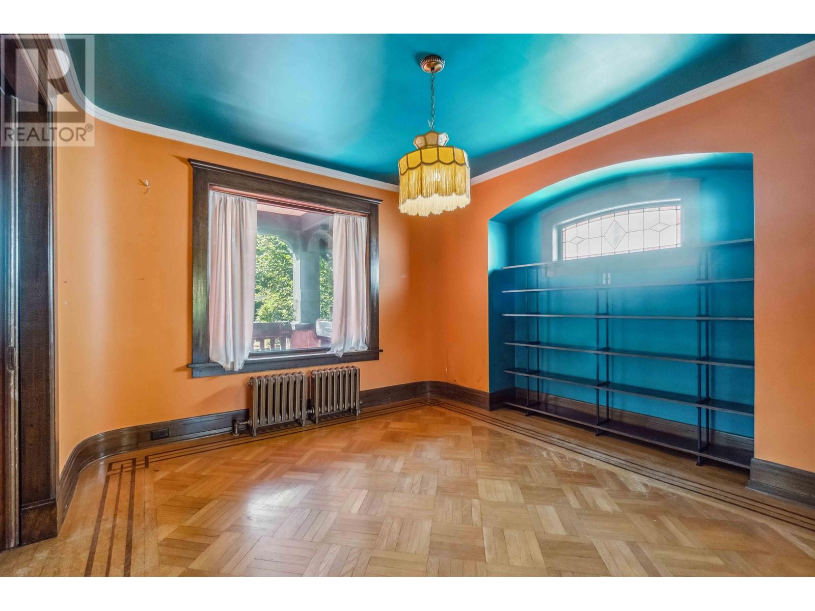 Listing Picture 10 of 40 : 2011 W 48TH AVENUE, Vancouver / 溫哥華 - 魯藝地產 Yvonne Lu Group - MLS Medallion Club Member