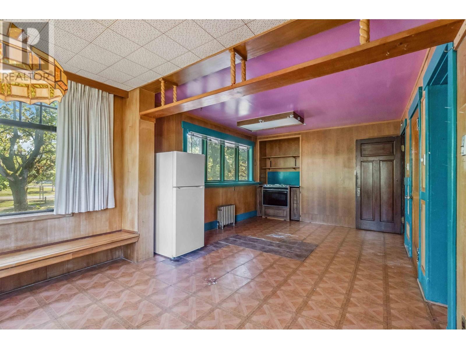 Listing Picture 20 of 40 : 2011 W 48TH AVENUE, Vancouver / 溫哥華 - 魯藝地產 Yvonne Lu Group - MLS Medallion Club Member