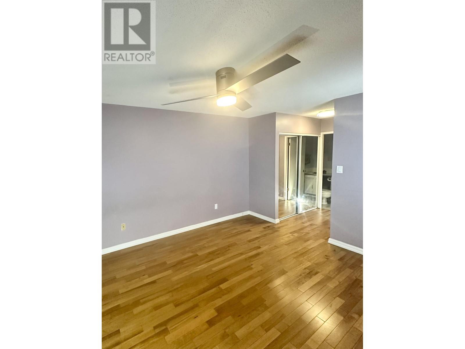 211 590 Whiting Way, Coquitlam, British Columbia  V3J 3R9 - Photo 15 - R2952193