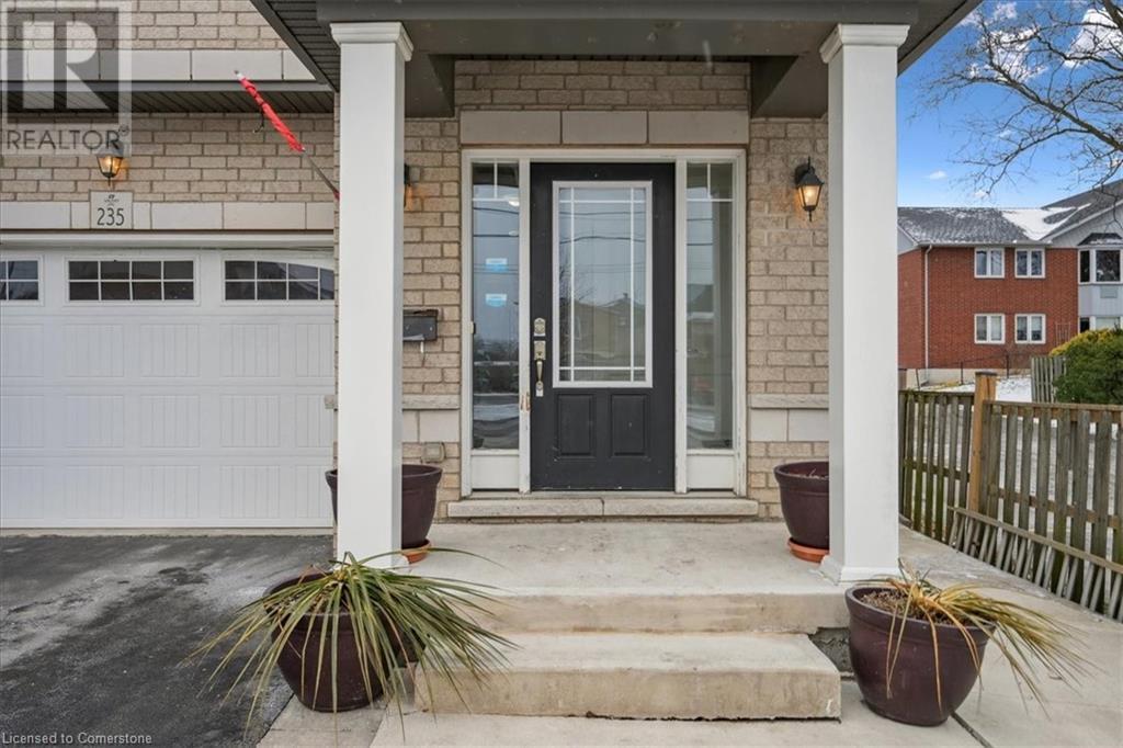 235 Stone Church Road E, Hamilton, Ontario  L9B 1B1 - Photo 4 - 40688359