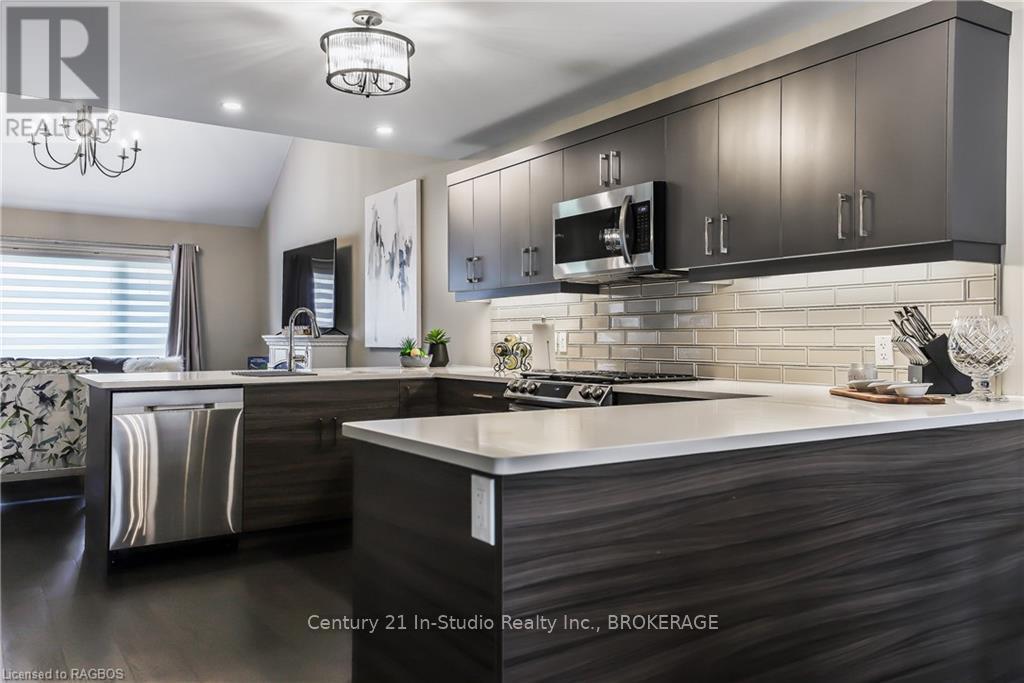 160 Hawthorn Crescent, Georgian Bluffs, Ontario  N0H 1S0 - Photo 12 - X10848666