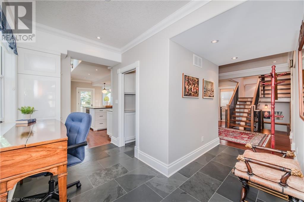 59 Menno Street, Waterloo, Ontario  N2L 2A6 - Photo 12 - 40688500