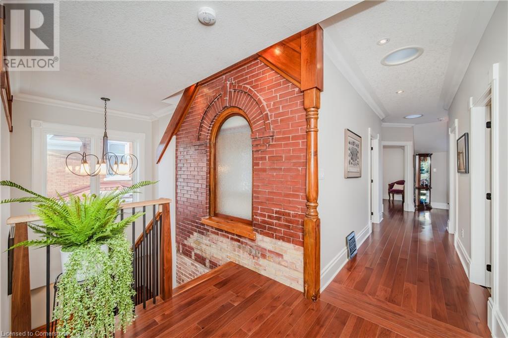 59 Menno Street, Waterloo, Ontario  N2L 2A6 - Photo 14 - 40688500