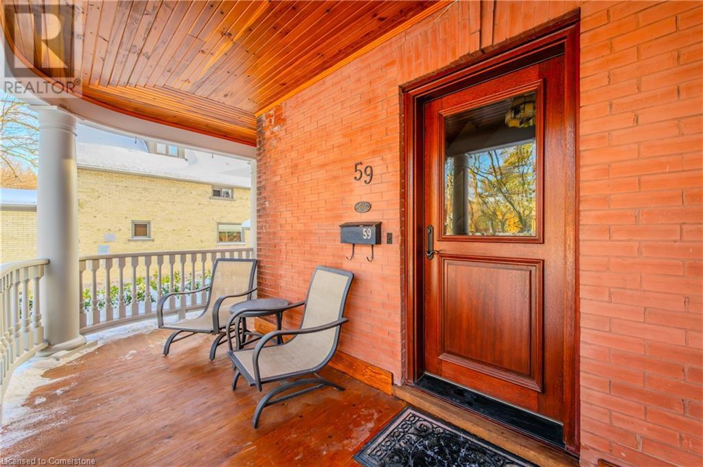 59 Menno Street, Waterloo, Ontario  N2L 2A6 - Photo 2 - 40688500