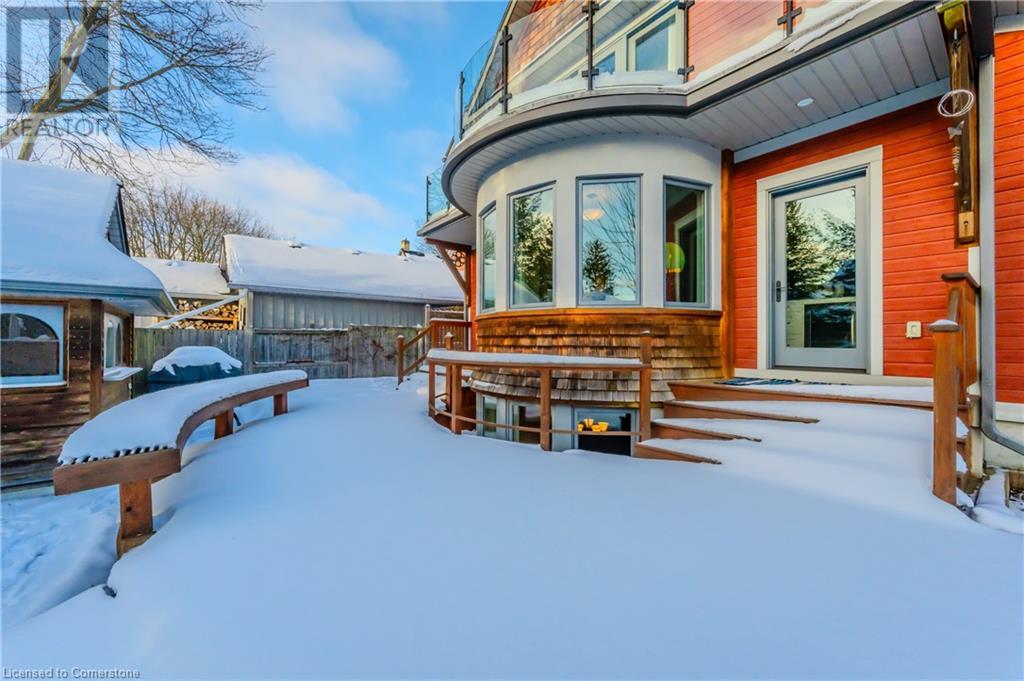 59 Menno Street, Waterloo, Ontario  N2L 2A6 - Photo 35 - 40688500