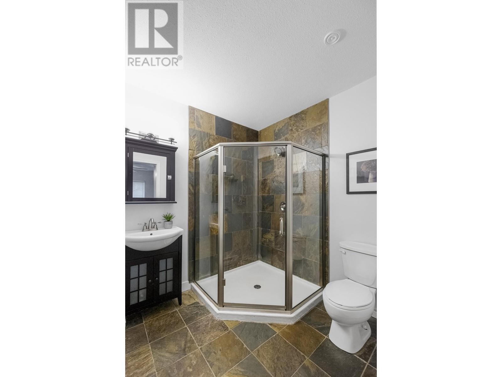 22070 Cliff Avenue, Maple Ridge, British Columbia V2X 2L2 - Photo 19 - R2953525