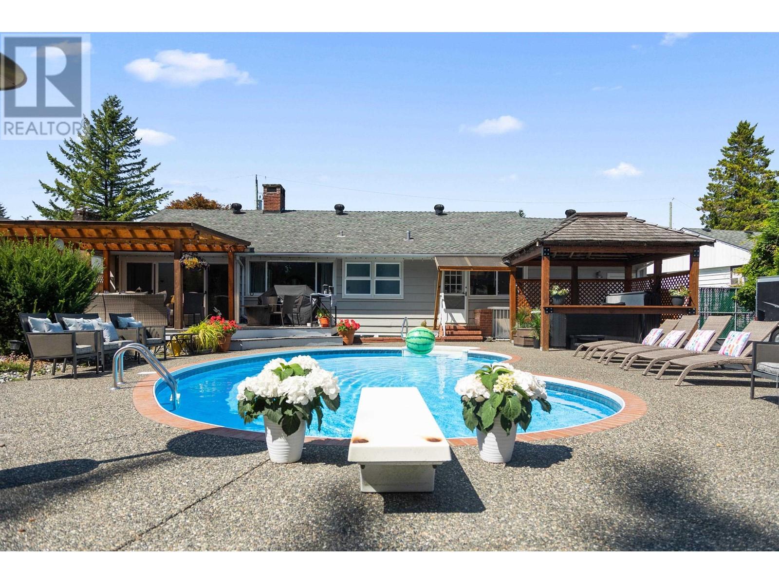 22070 Cliff Avenue, Maple Ridge, British Columbia V2X 2L2 - Photo 32 - R2953525