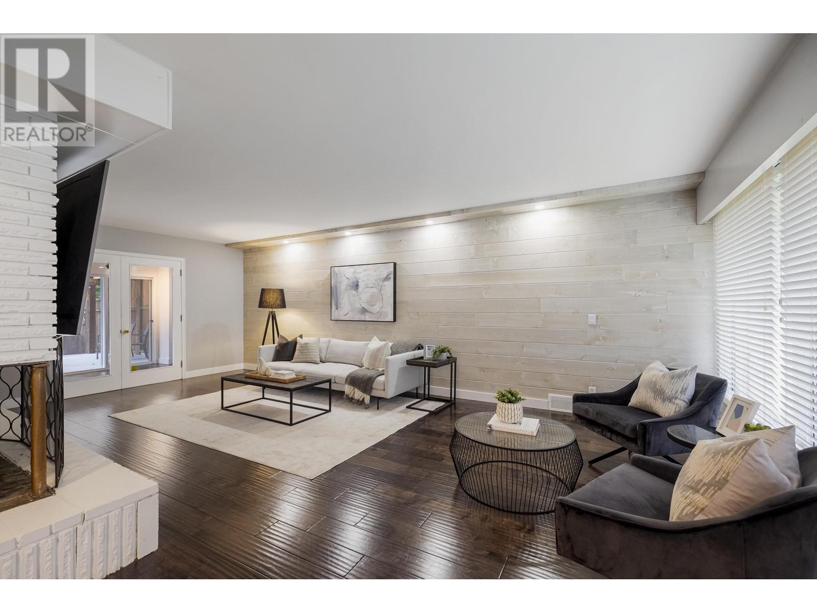 22070 Cliff Avenue, Maple Ridge, British Columbia V2X 2L2 - Photo 13 - R2953525