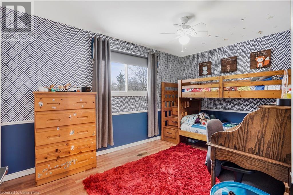 325 East 24th Street, Hamilton, Ontario  L8V 2Y7 - Photo 21 - 40688547