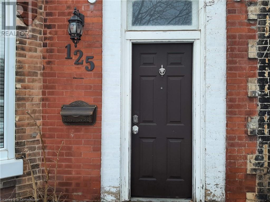 125 Charlotte Street, Brantford, Ontario  N3T 2X5 - Photo 4 - 40687717