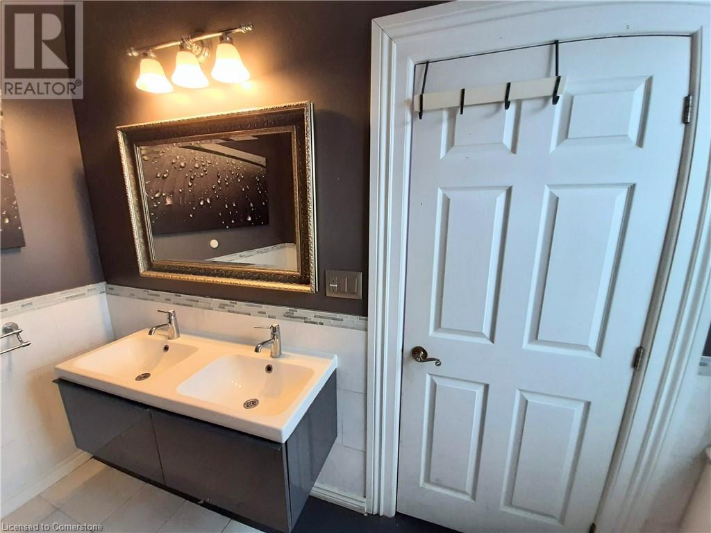 125 Charlotte Street, Brantford, Ontario  N3T 2X5 - Photo 43 - 40687717