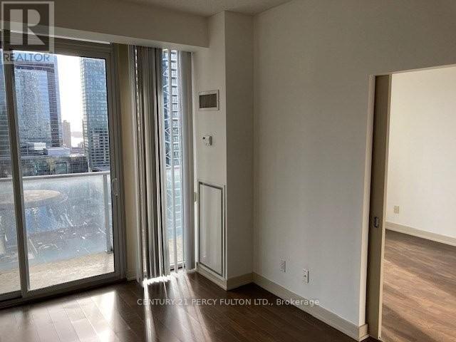 2309 - 126 Simcoe Street, Toronto, Ontario  M5H 4E6 - Photo 10 - C11911830