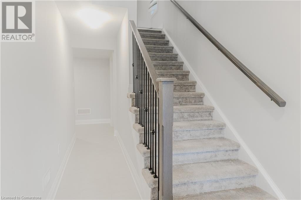 241 Raspberry Place Place, Waterloo, Ontario  N2V 0H3 - Photo 5 - 40688010